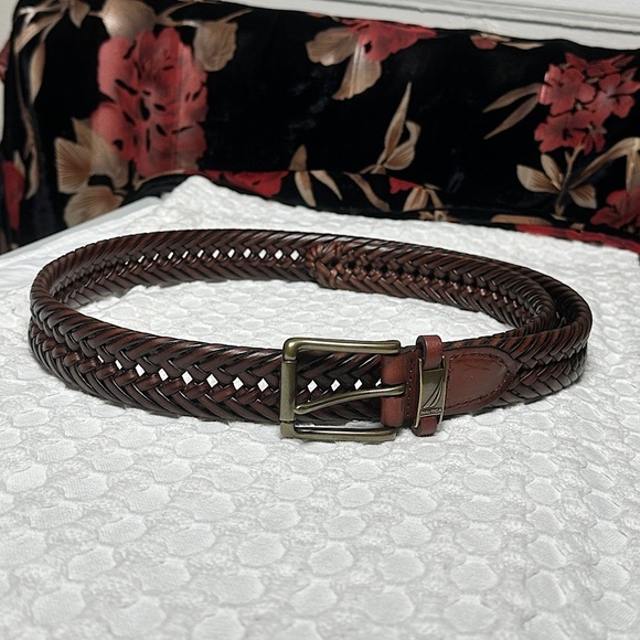 Nautica Men’s NWT Brown Leather Braided Belt Preppy Nautical Minimalist - Picture 7 of 15